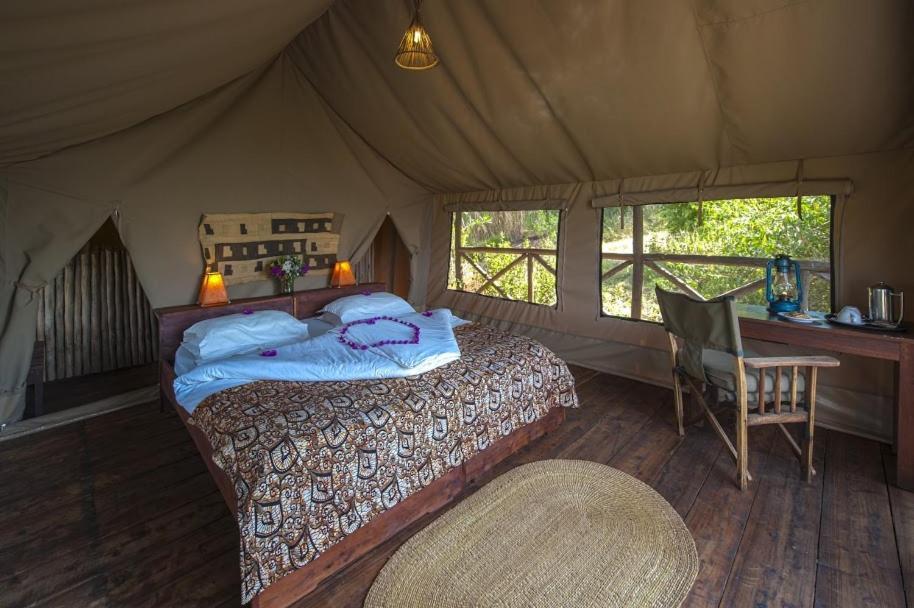 Rhotia Valley Tented Lodge And Children'S Home Карату Екстериор снимка